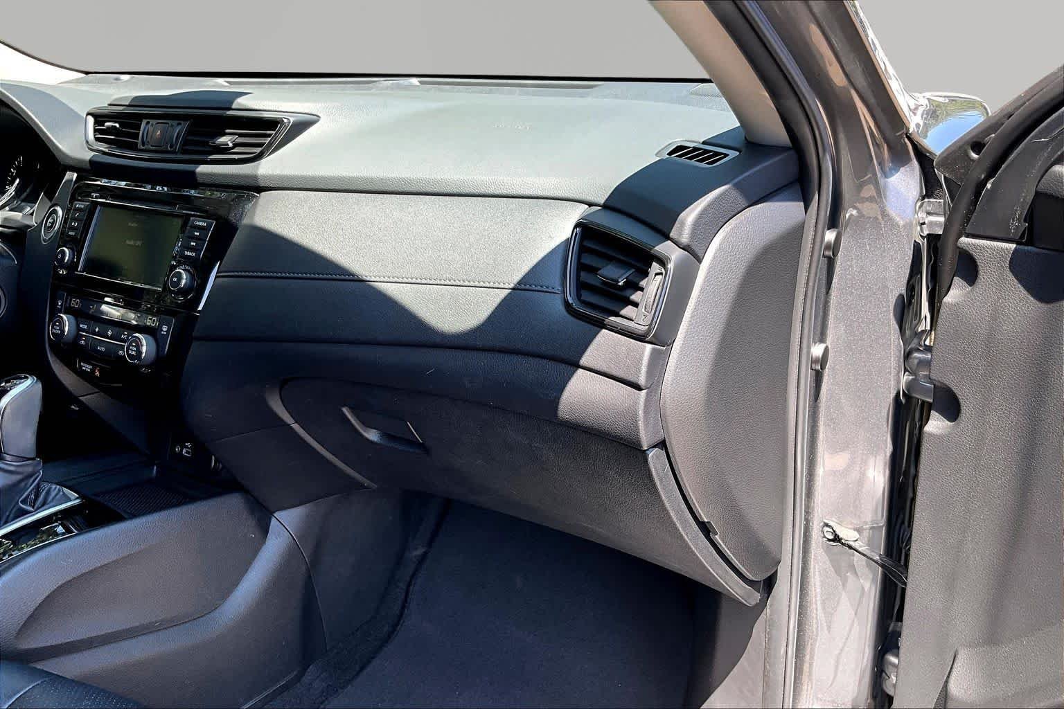 Used 2019 Gun Metallic Nissan SV image 19
