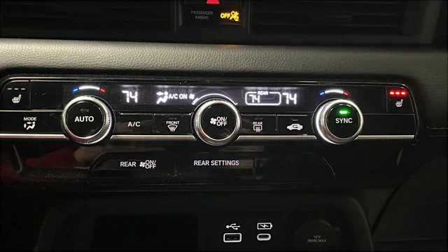 Used 2023 Platinum White Pearl Honda Sport image 17