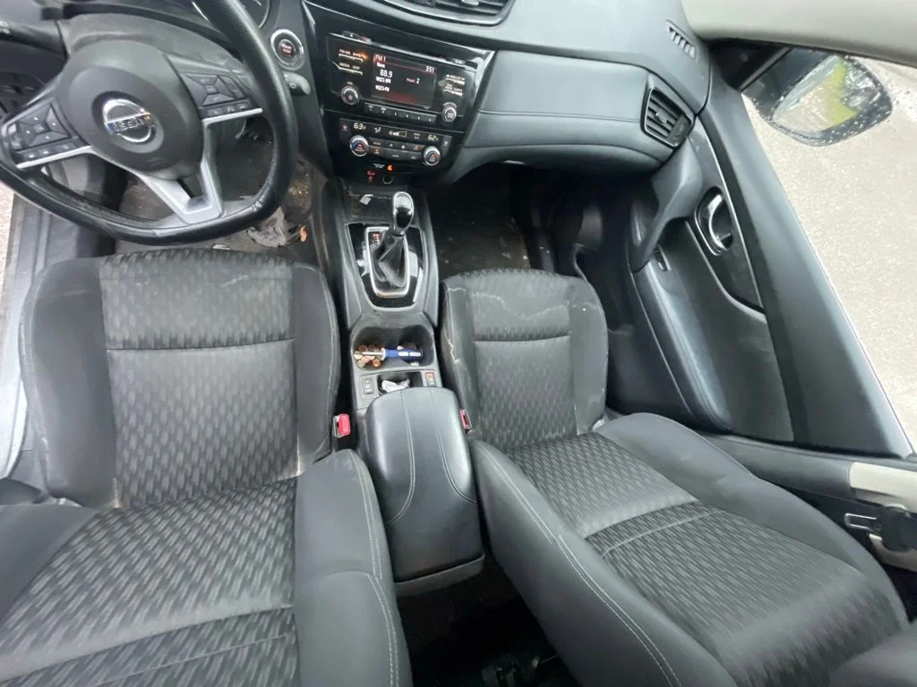Used 2017 Gun Metallic Nissan SV image 10