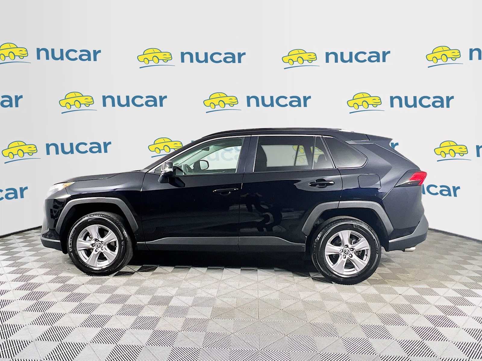Used 2025 Midnight Black Metallic Toyota XLE image 4