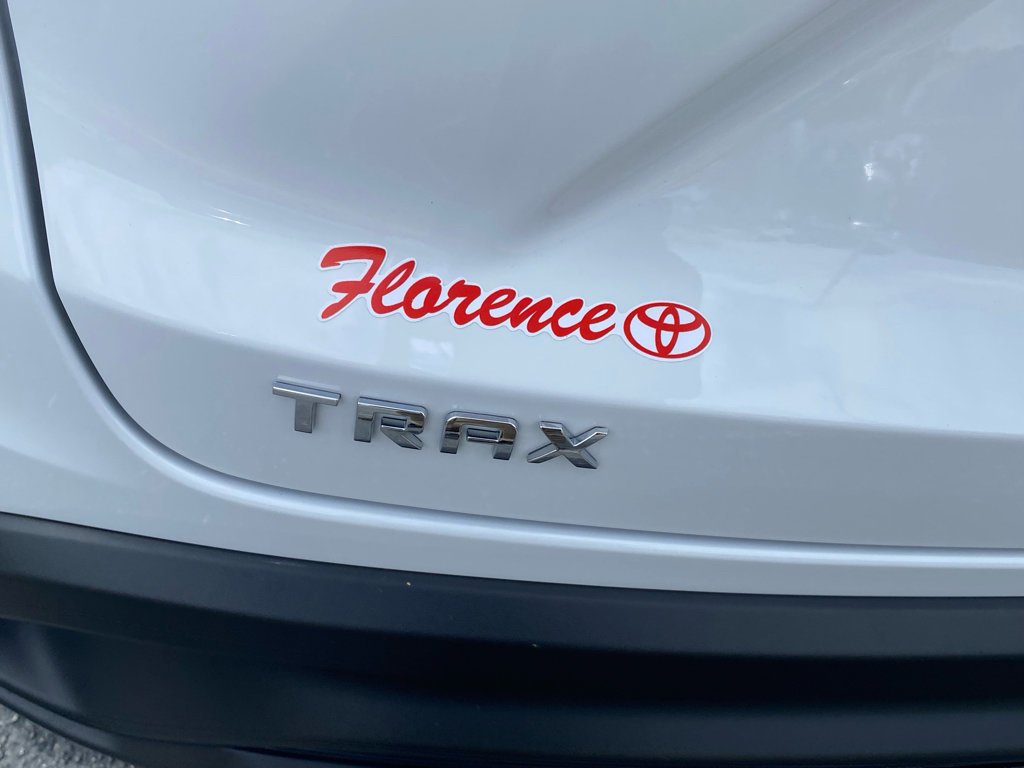 2025 Chevrolet Trax LS - Photo 11