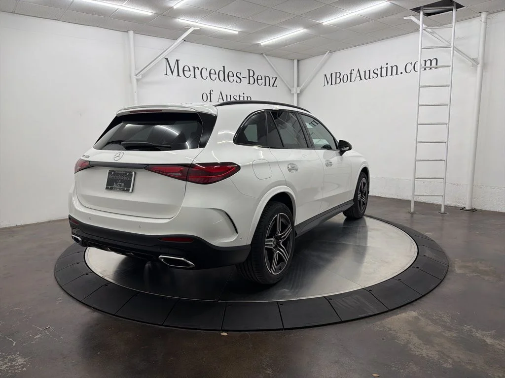 Used 2026 White Mercedes-Benz GLC 300 image 7