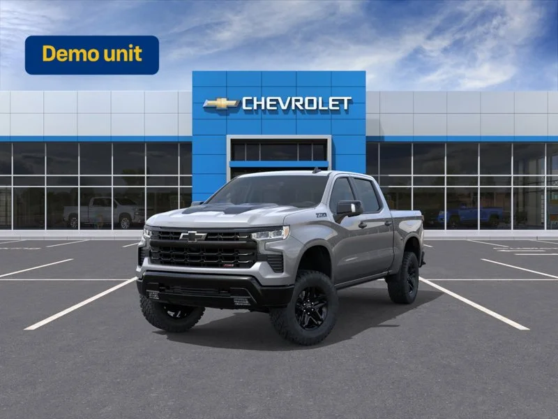 Used 2026 Grey Chevrolet 4WD Crew Cab 147" LT Trail Boss image 1