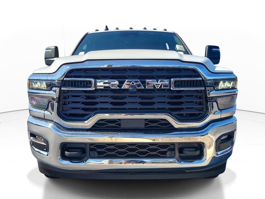 New 2026 Bright White Clear-Coat Exterior Paint RAM Tradesman image 2