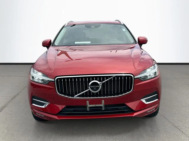 Used 2021  Volvo T6 Inscription image 2