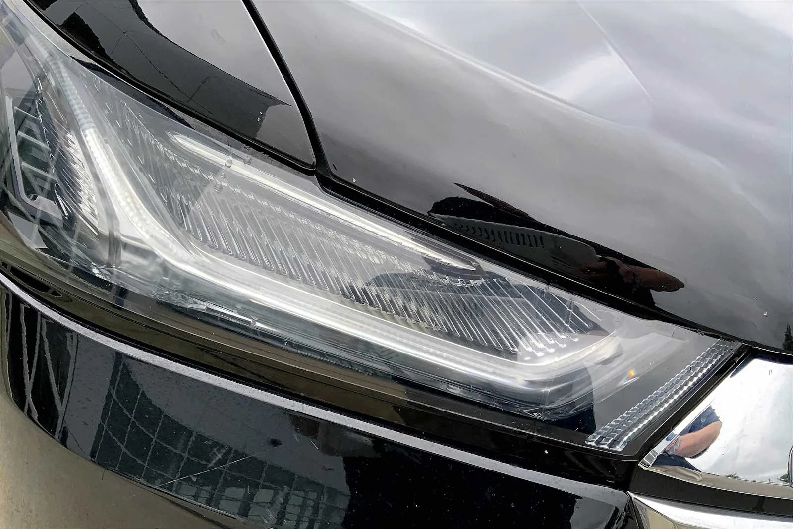 Used 2023 Mosaic Black Metallic Chevrolet LT Cloth image 26