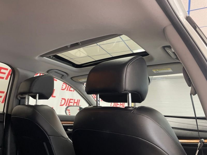 Used 2021 White Honda EX-L image 13