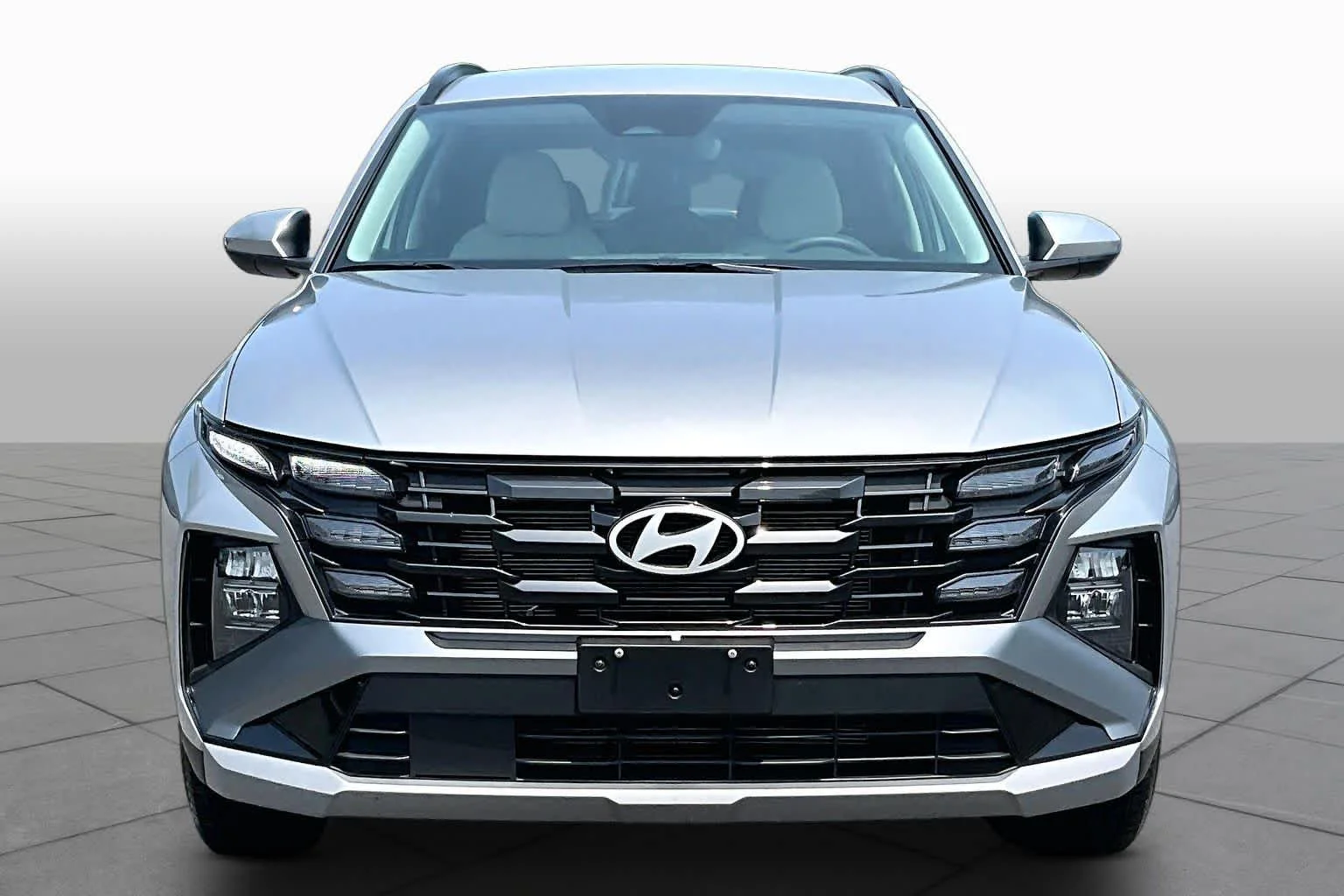 Used 2026 Shimmering Silver Hyundai SEL image 4