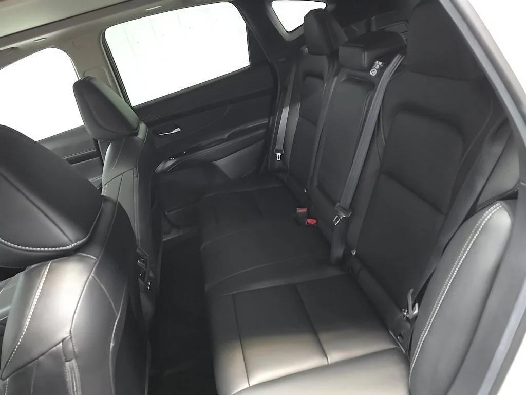 Used 2025 White Nissan SL image 34