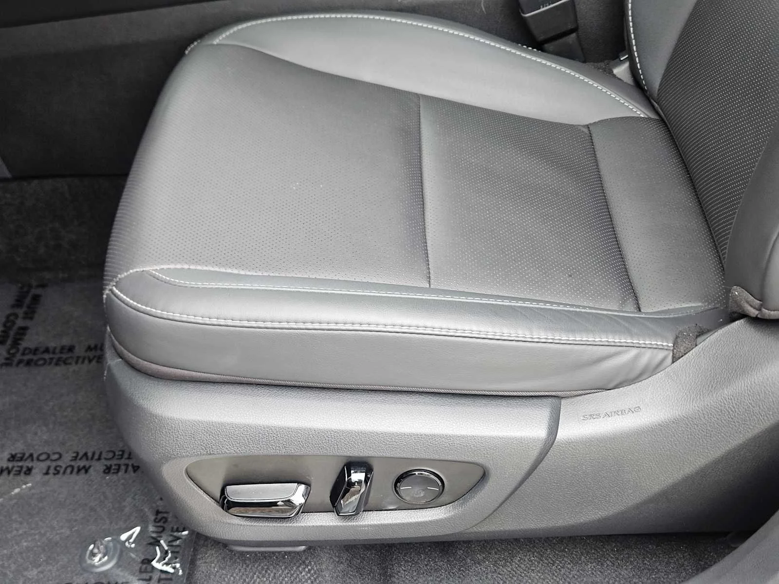 Used 2025 Iridium Lexus Premium image 19