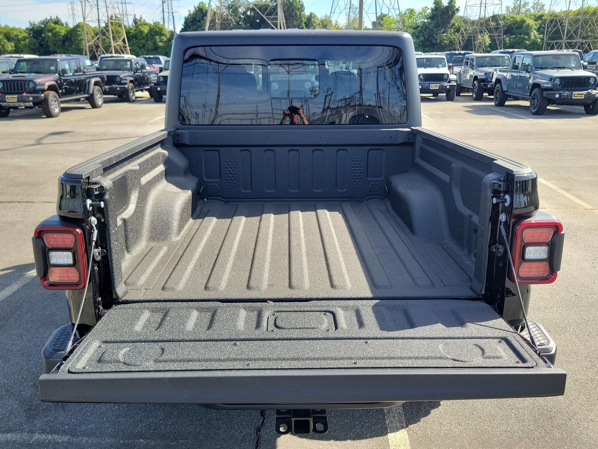 New 2026 Black Clear-Coat Exterior Paint Jeep Willys image 18