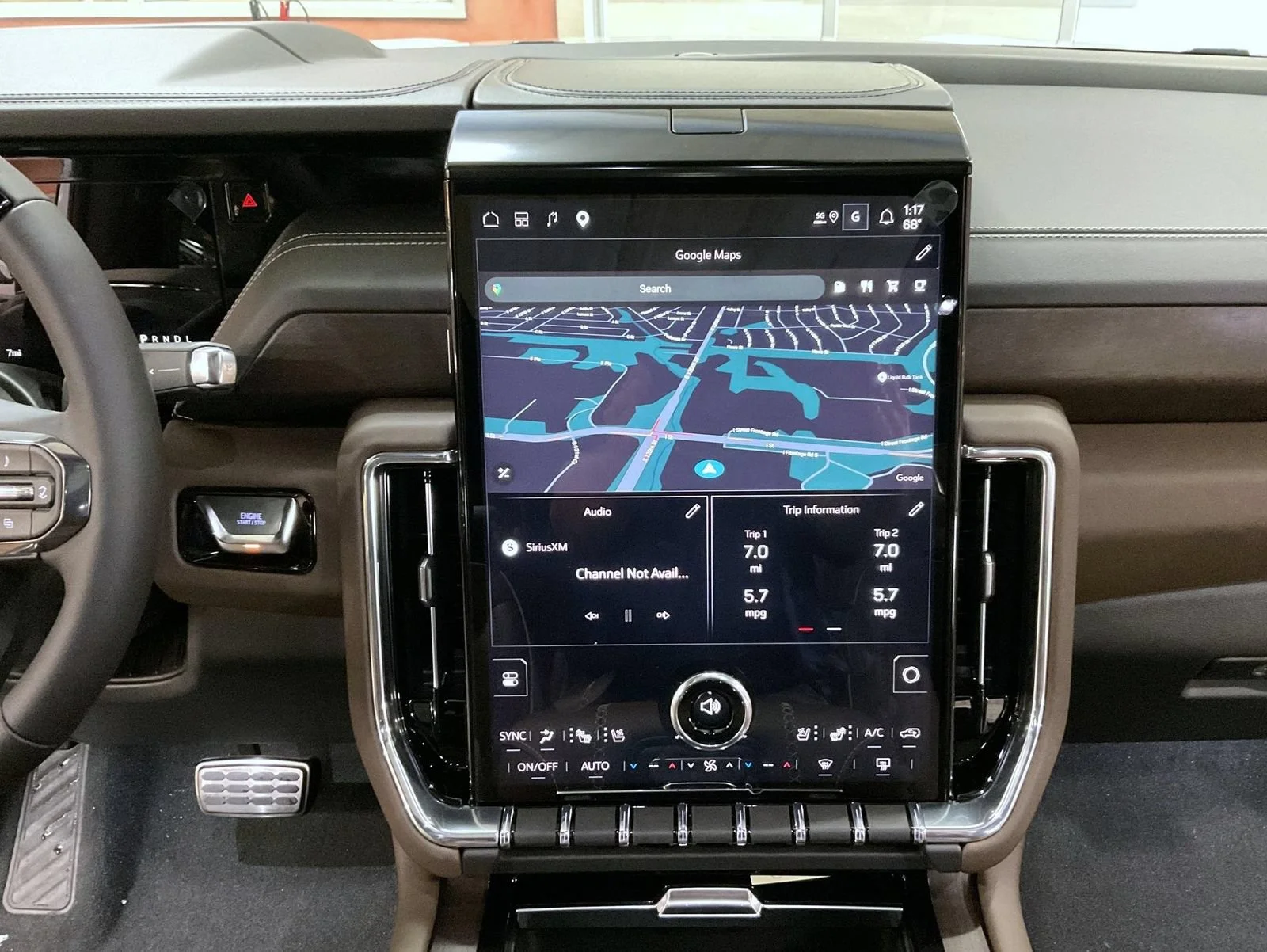 2026 GMC Yukon XL Denali Ultimate - Photo 13