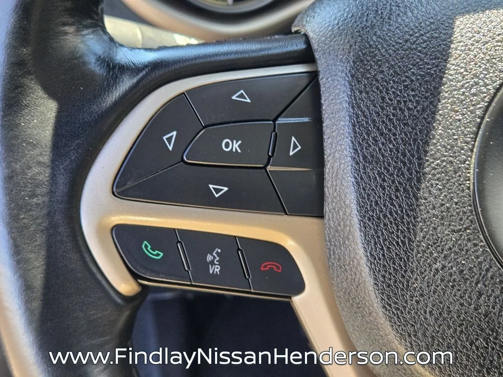 Used 2016 Black Jeep Latitude image 23