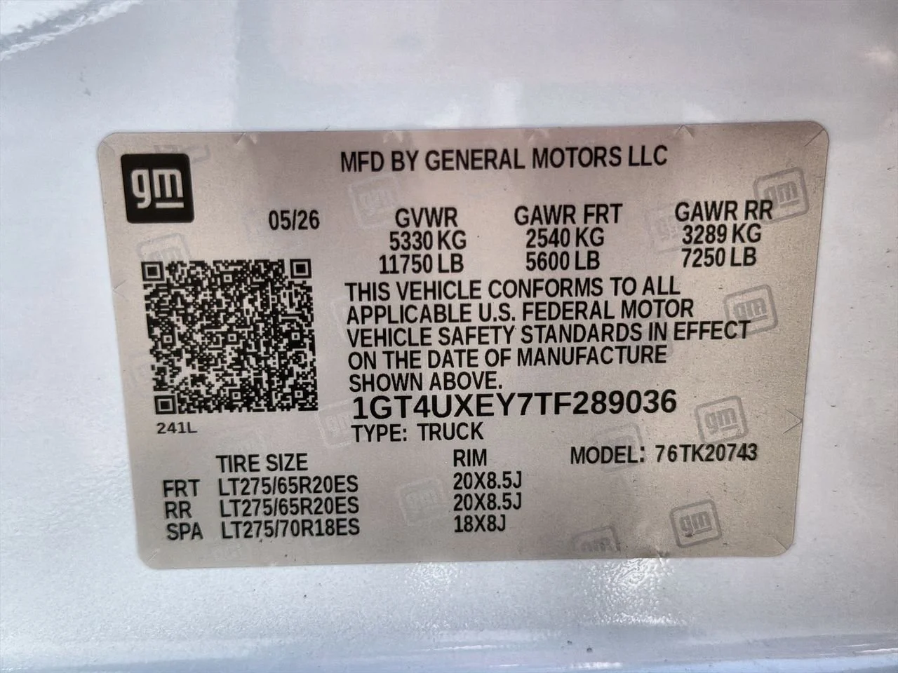 New 2026 Glacier White Tricoat GMC Denali Ultimate image 29