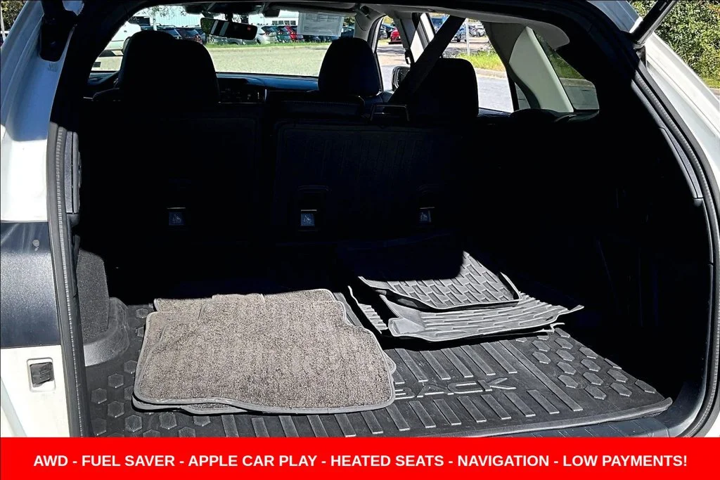 Used 2022 White Subaru Limited image 23