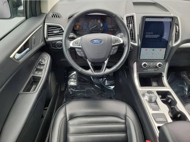 Used 2024 Black Ford SEL image 16