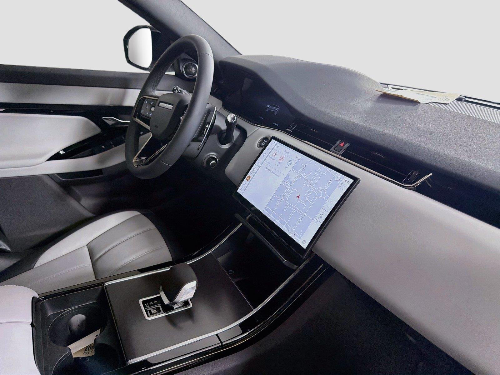 New 2026 Fuji White Land Rover Hoxton Edition image 28