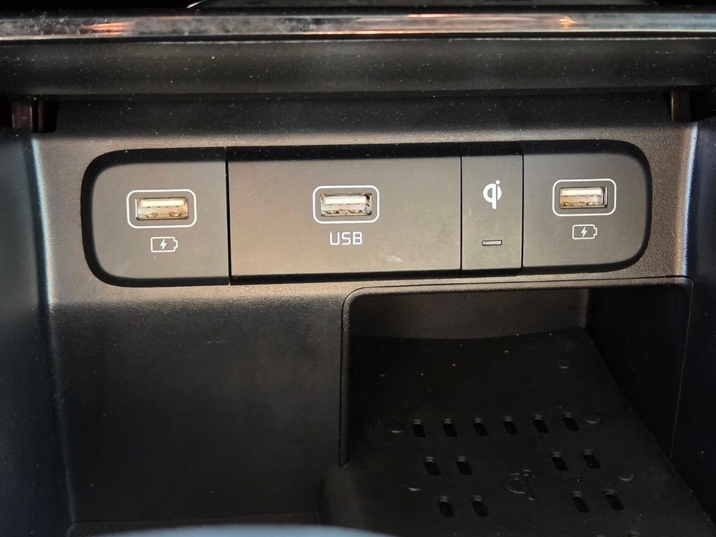 Used 2023 Gray Kia X-Line SX Prestige image 34
