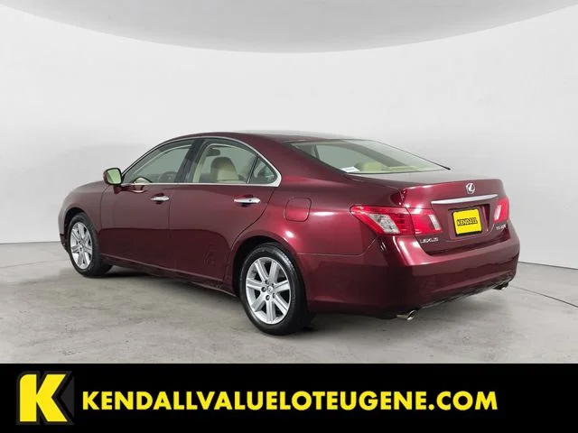 Used 2007 Red Lexus 350 image 7