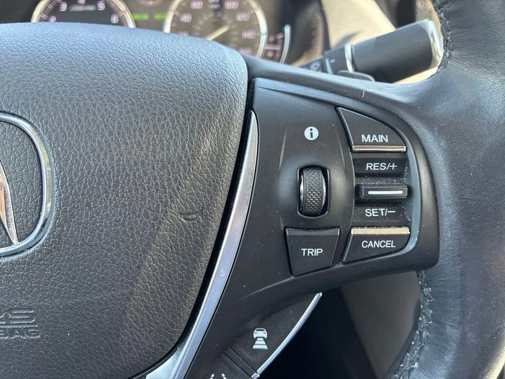 Used 2018  Acura 2.4L image 22