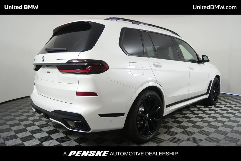 New 2027 Mineral White Metallic BMW xDrive40i image 3