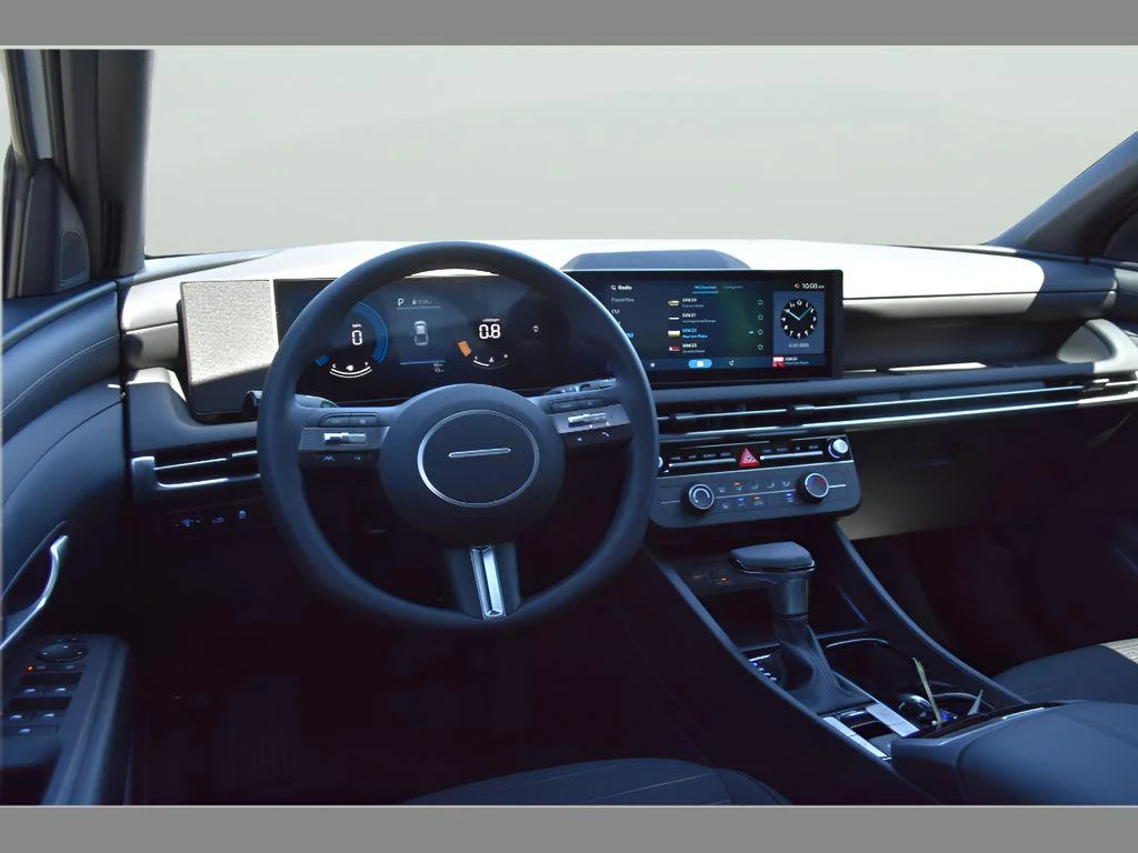 2025 Hyundai Santa Cruz SE - Photo 13