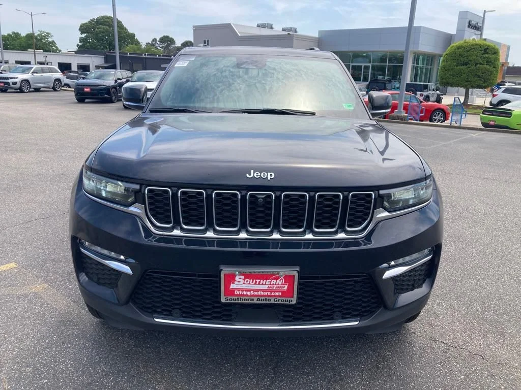 New 2024 Midnight Sky Jeep 4xe image 9
