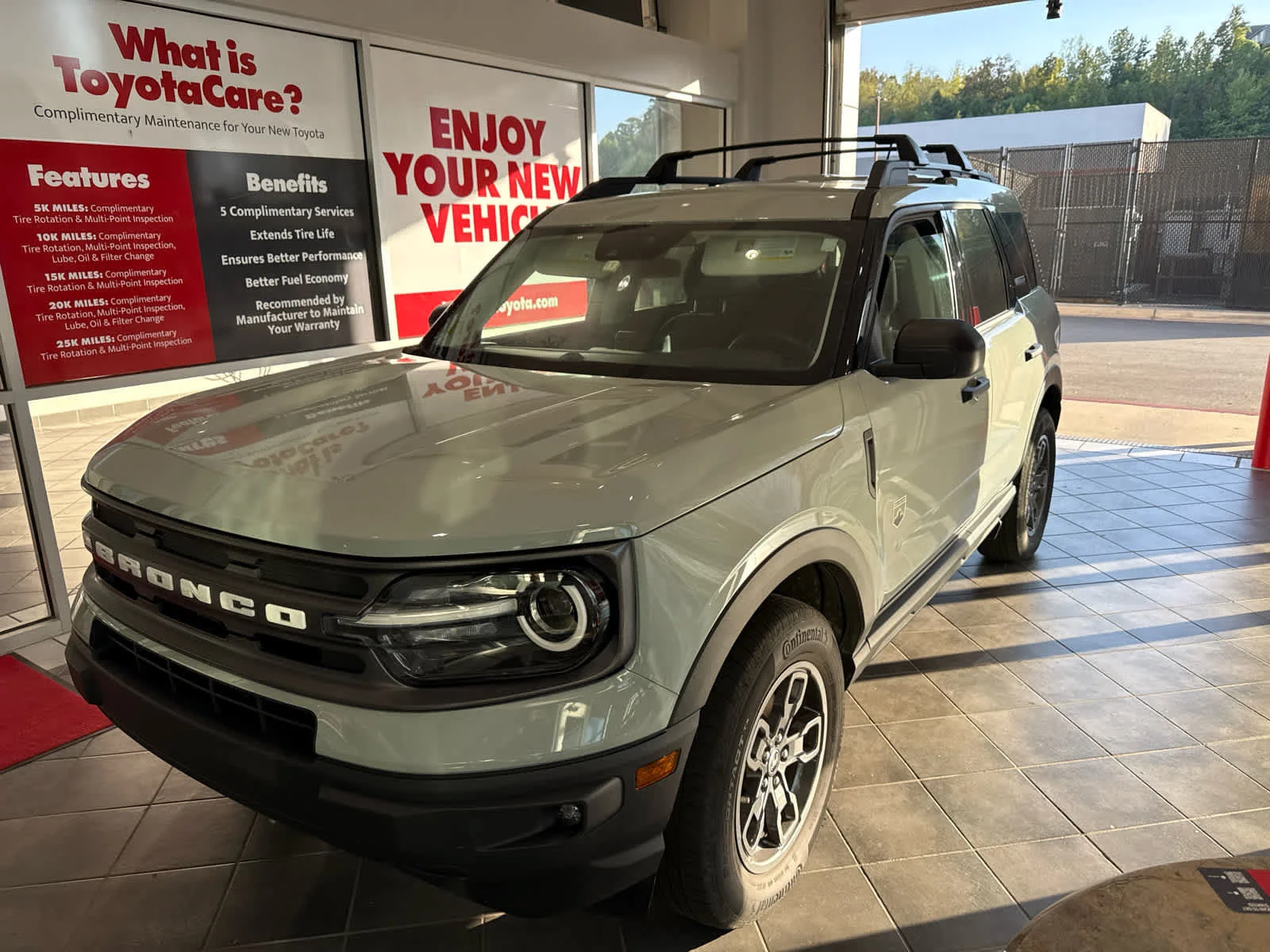 Used 2024 Cactus Gray Ford Big Bend image 6