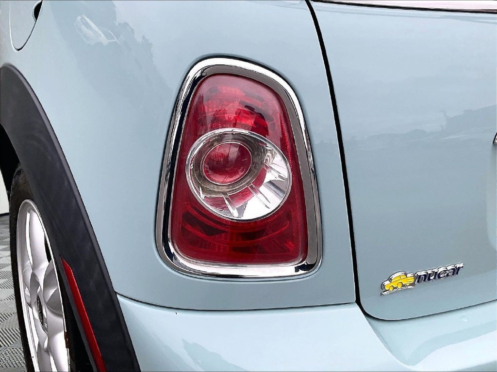 Used 2012 Blue MINI Base image 32