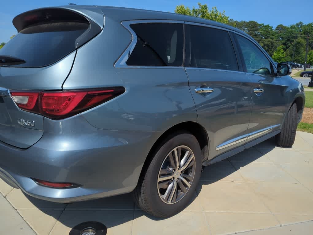 Used 2018 Hagane Blue INFINITI  image 4