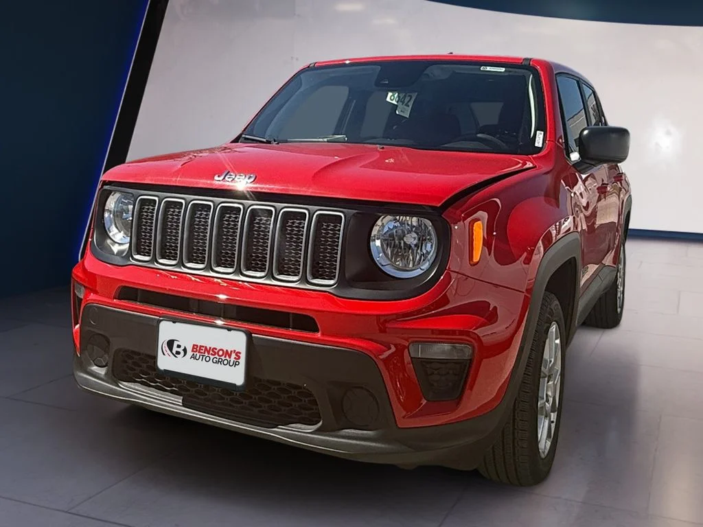 2023 Jeep Renegade Latitude 4x4's photo