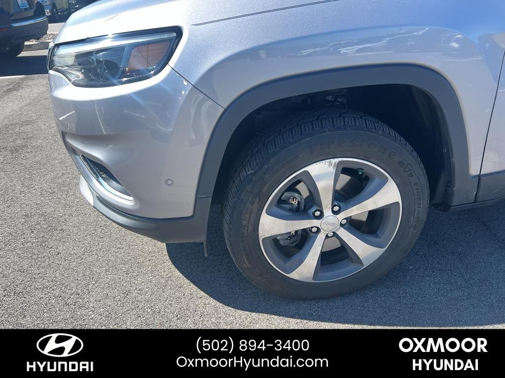 Used 2019 Billet Silver Metallic Clearcoat Jeep Limited image 5