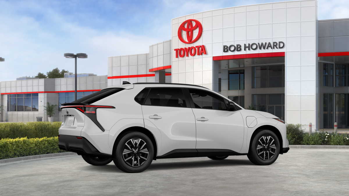 New 2026 Wind Chill Pearl Toyota XLE image 11