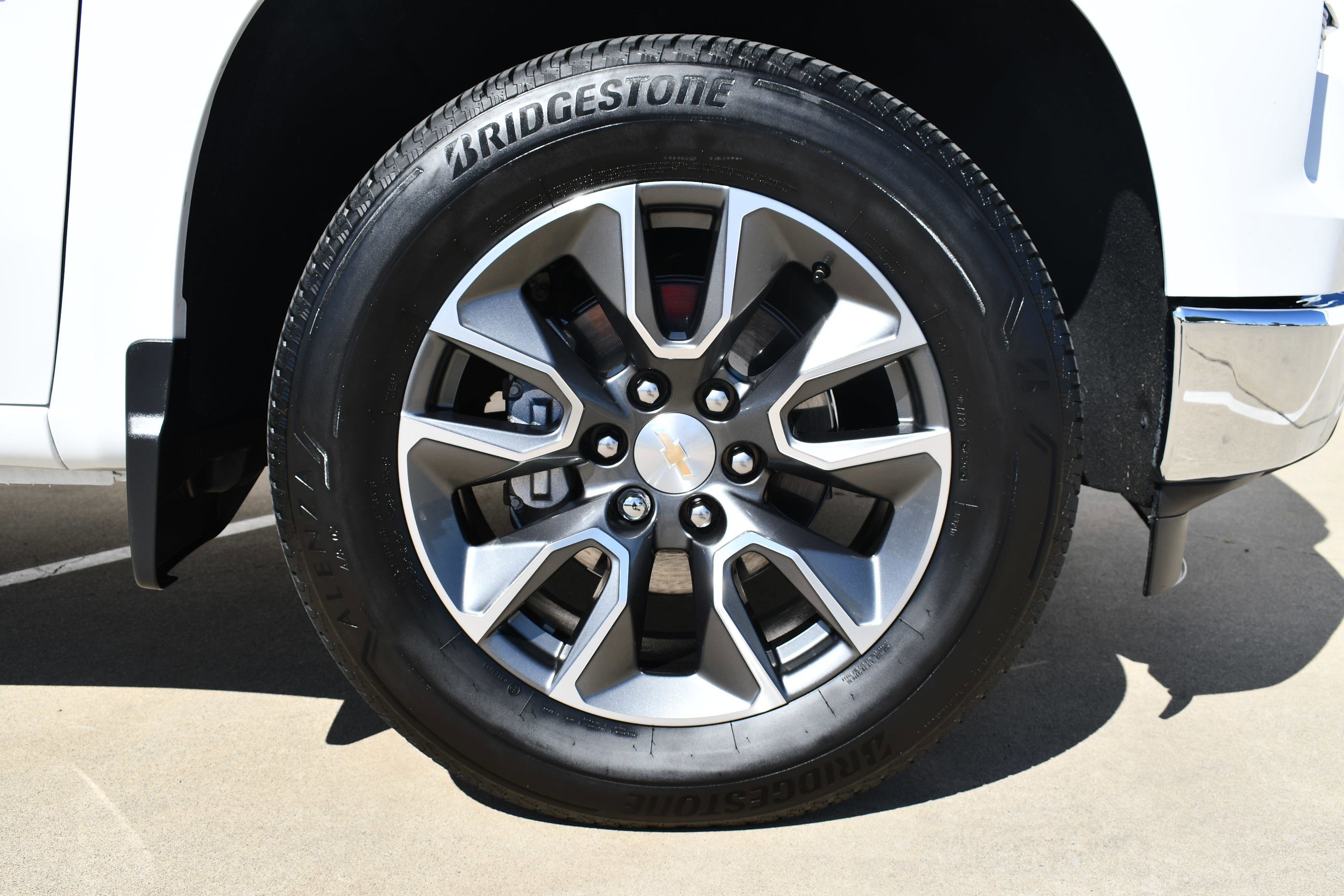 2025 Chevrolet Silverado 1500 LT - Photo 14