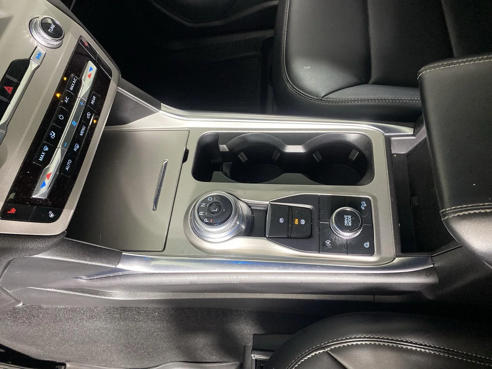 Used 2023 Iconic Silver Ford XLT image 24