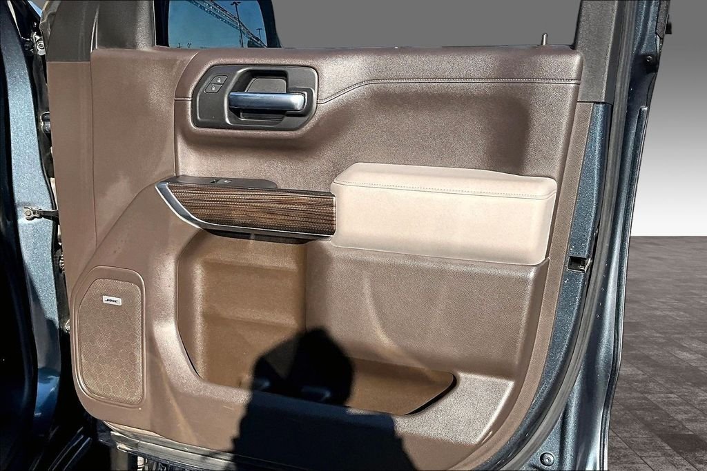 Used 2019 Shadow Gray Metallic Chevrolet RST image 13