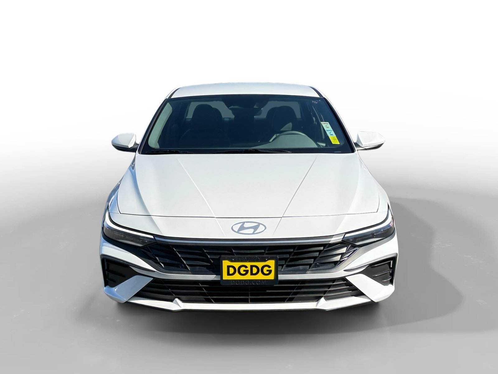 Certified Used 2025 White Hyundai SE image 8