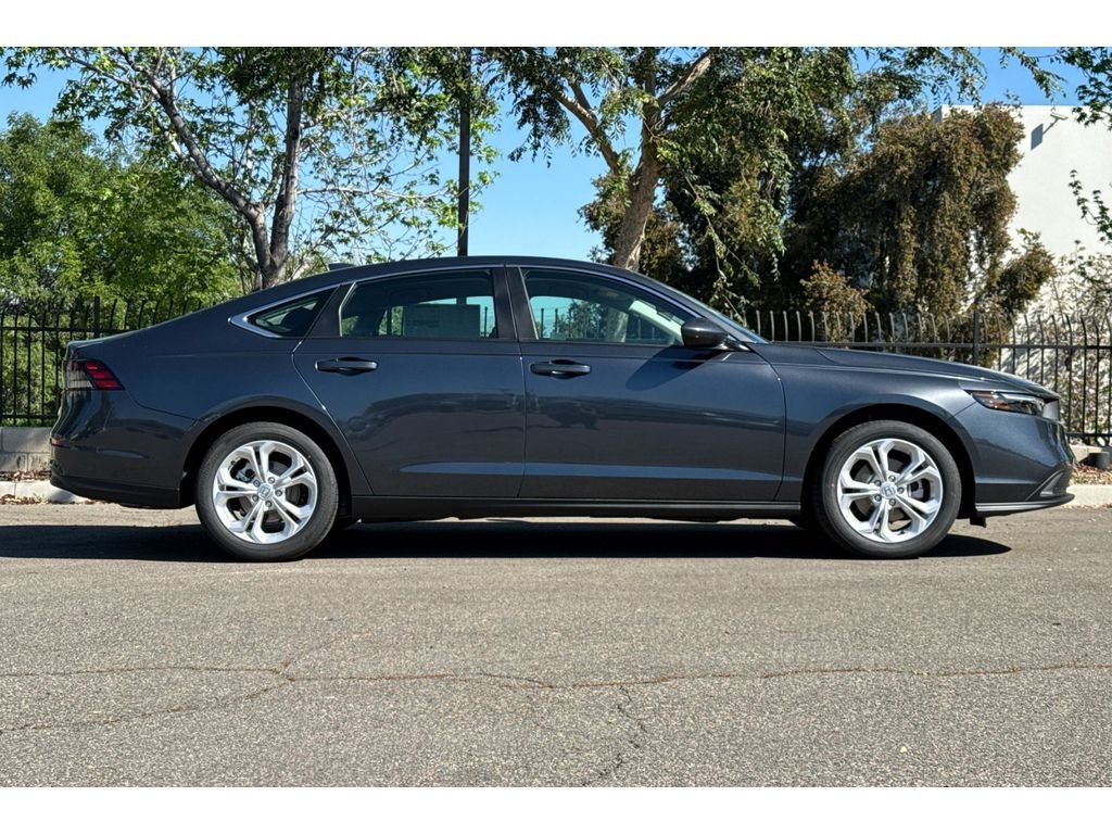 New 2026 Meteorite Gray Metallic Honda LX image 3