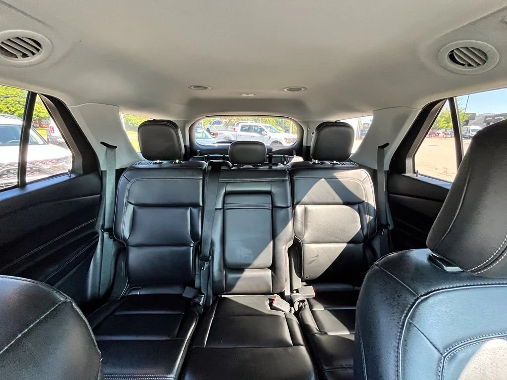 Used 2021 Black Ford XLT image 14