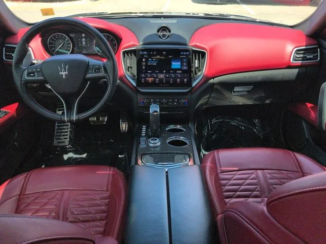 Used 2022 Gray Maserati Trofeo image 14