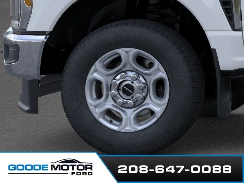 New 2026 White Ford XLT image 19