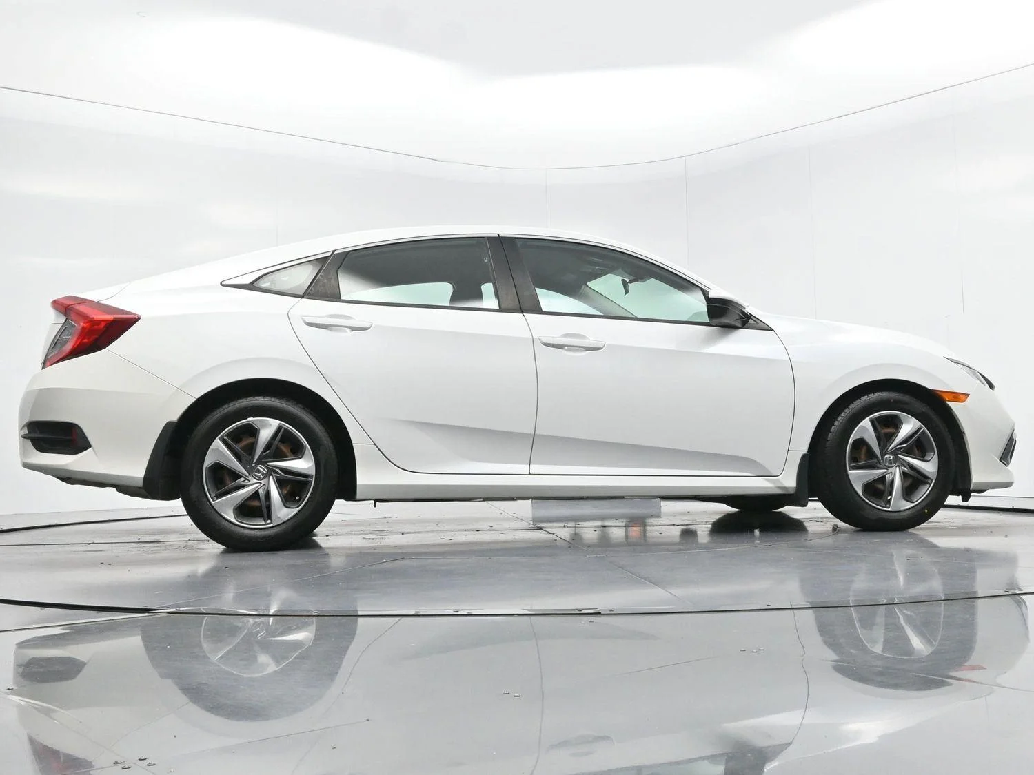 Used 2020 Platinum White Pearl Honda LX image 46