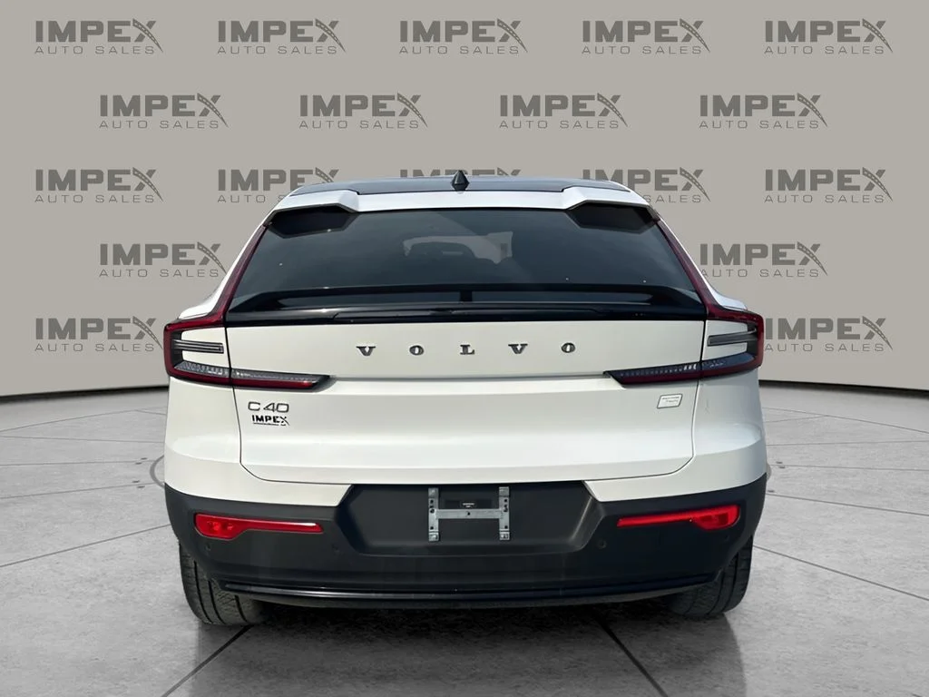 Used 2023 White Volvo Ultimate image 4
