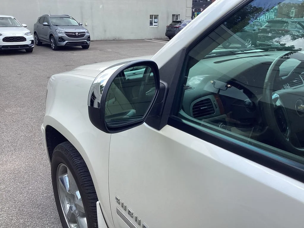 Used 2012 WHITE DIAMOND TRICOAT Chevrolet LTZ image 25