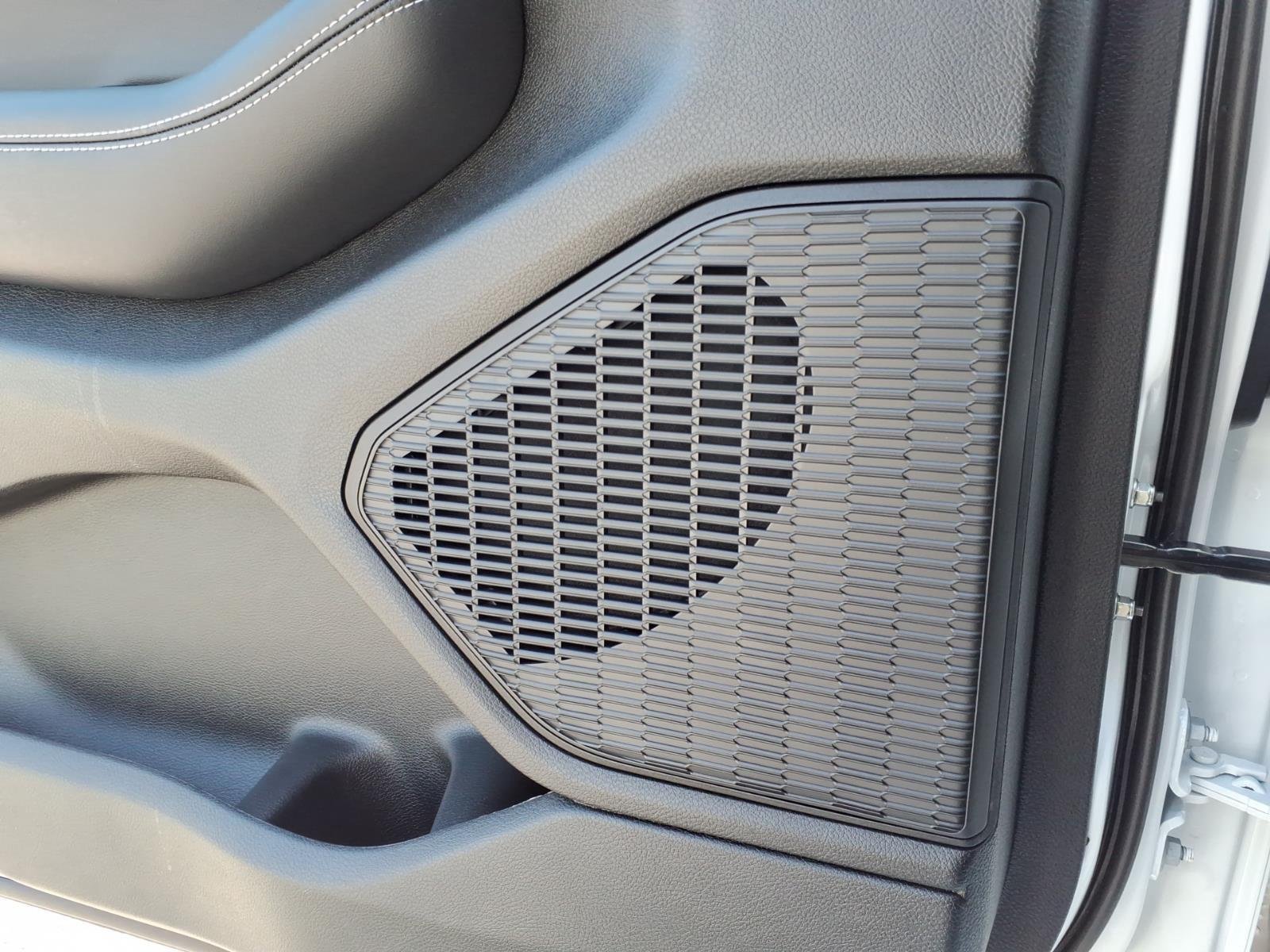 Used 2026 Bright White Clearcoat Jeep Laredo X image 7