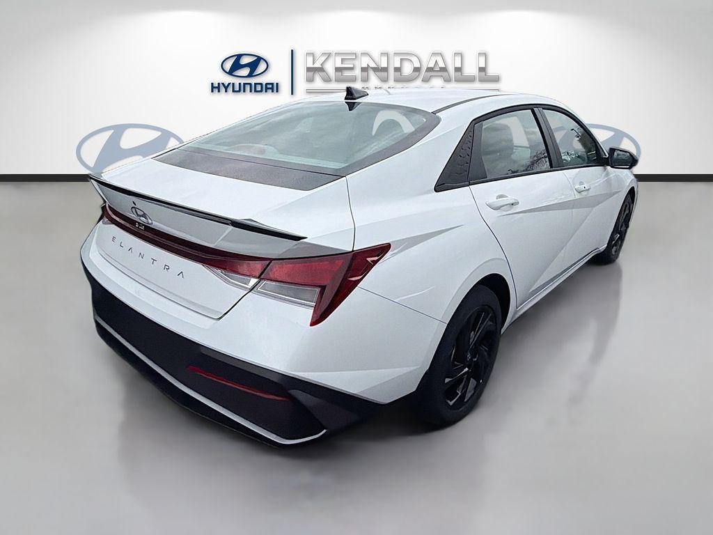 New 2026 Serenity White Hyundai SEL Sport image 6