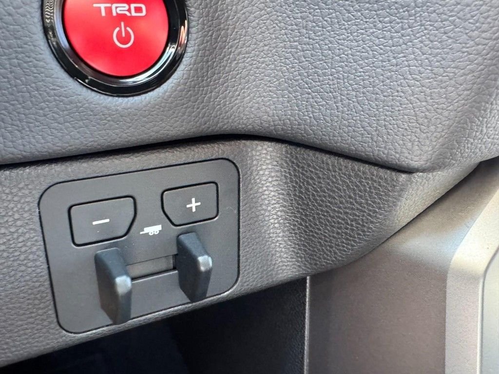 New 2026 Ice Cap Toyota Tundra Limited image 22