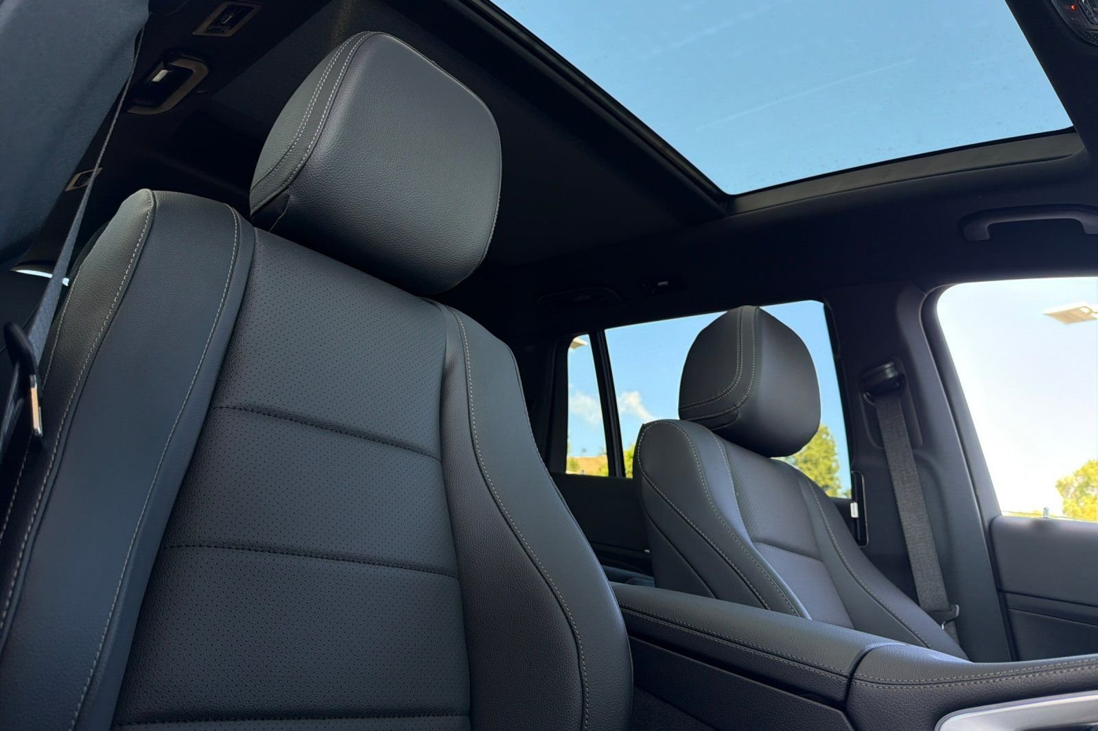 New 2026 Black Mercedes-Benz GLS 450 image 3