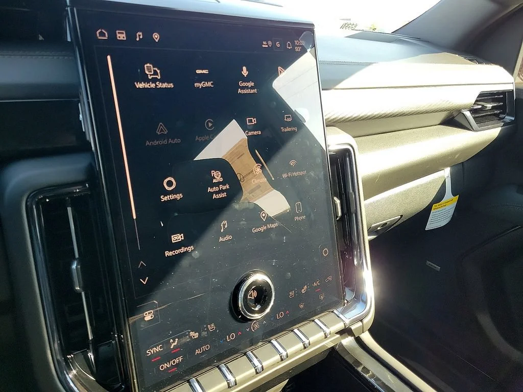2026 GMC Yukon AT4 - Photo 22