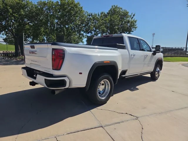 Used 2025 White GMC Denali image 6